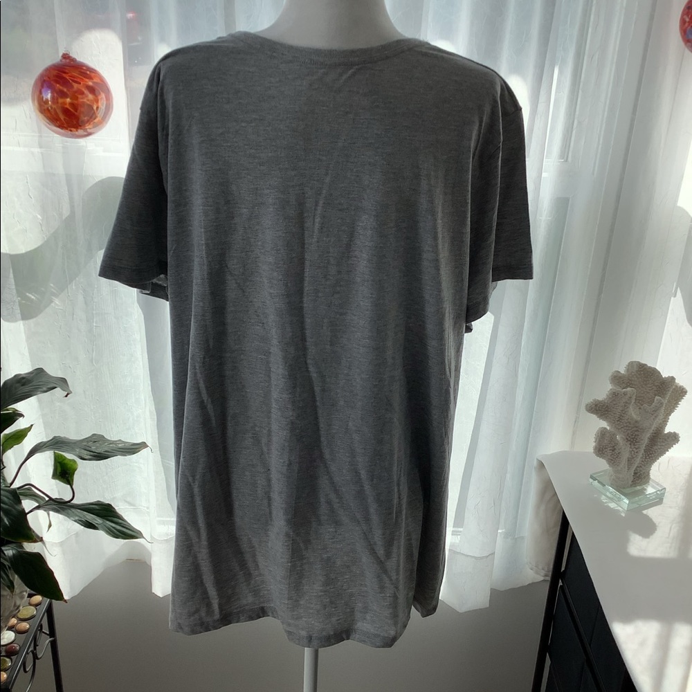 Hanes T-shirt - Picture 4 of 5